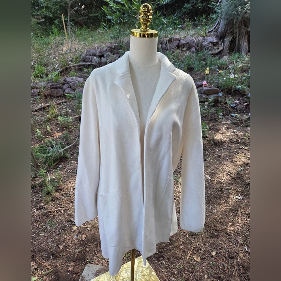 Quince 100% Organic Cotton Ivory White Women's Collared Blazer Cardigan - Picture 2 of 6